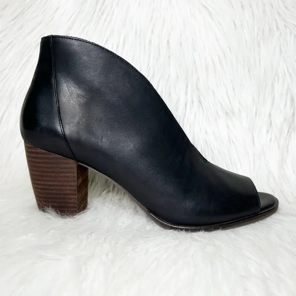 SOLD-Lucky Brand Black Leather Peep Toe Heel Shootie Ankle Boot Pumps - Picture 2 of 11